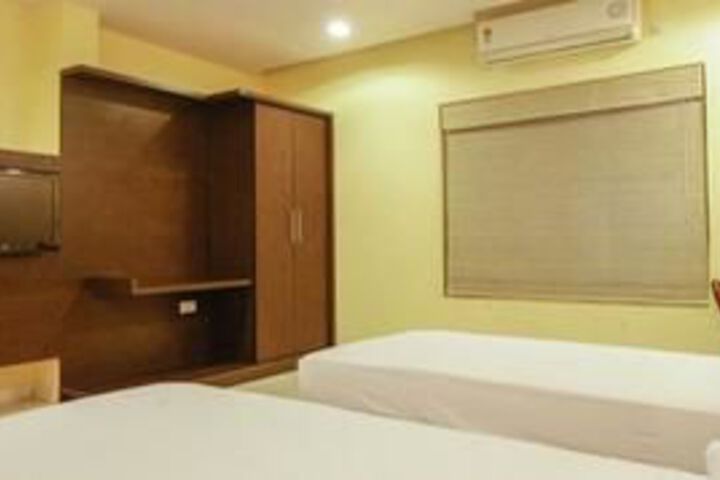 Room 16 of 47