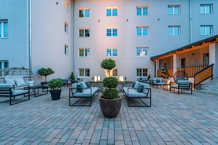 Terrace/Patio 77 of 93