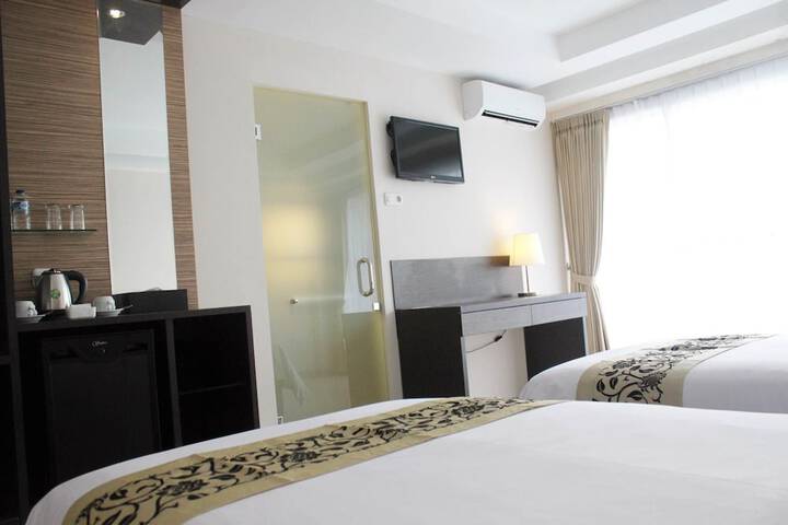 Room 16 of 44
