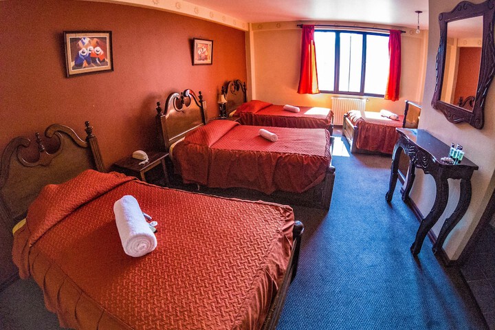 Room 21 of 27