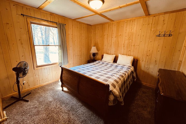Room 32 of 202