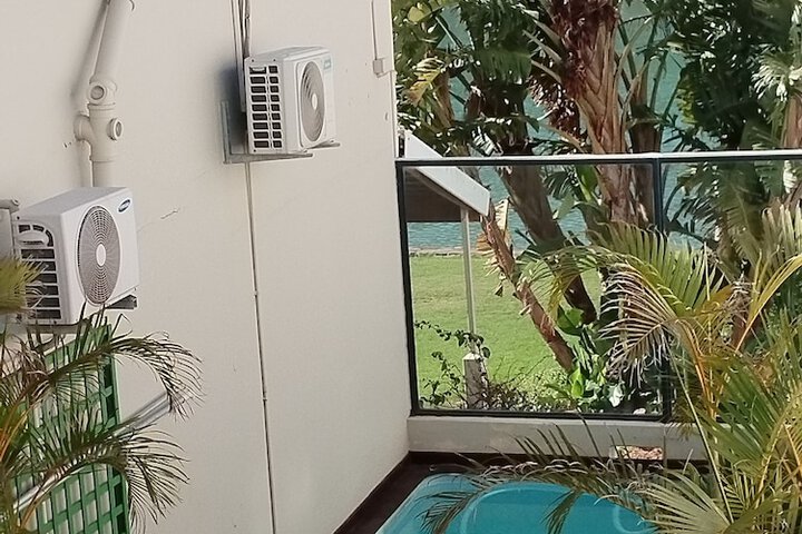 Pool 75 of 103