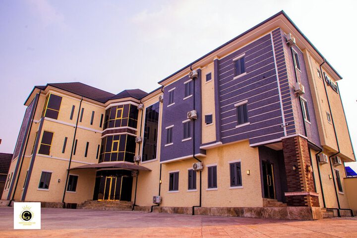 Greenview Hotel and Apartment