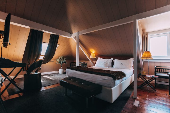 Room 45 of 274