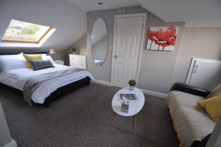 Room 25 of 60