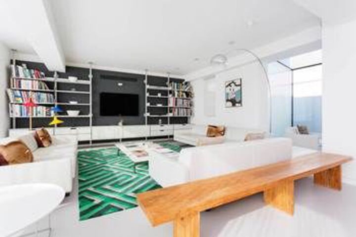 Room 34 of 37