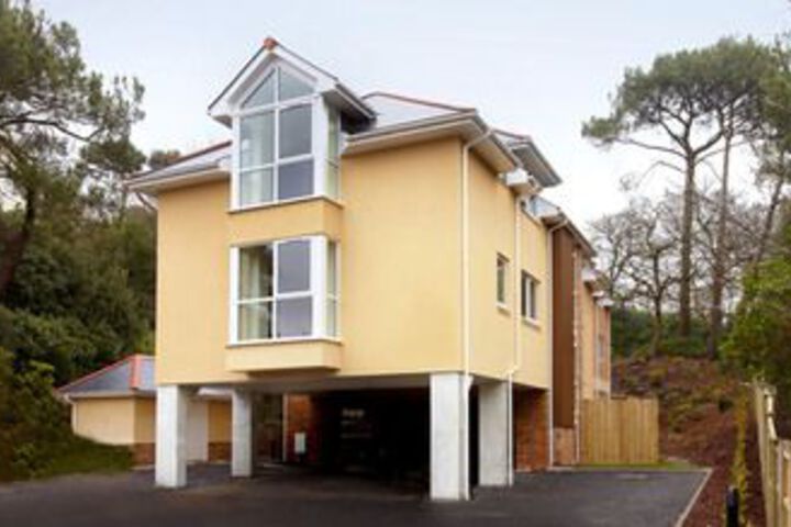 Heavytree Court by Esa