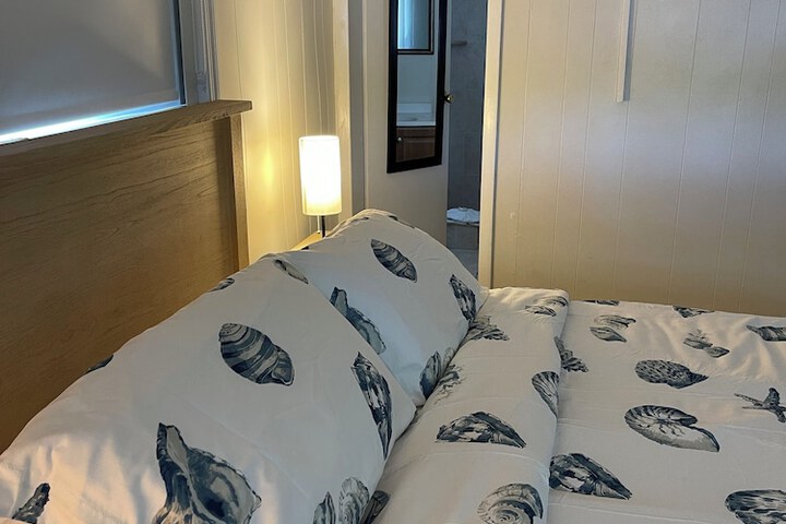Room 8 of 46