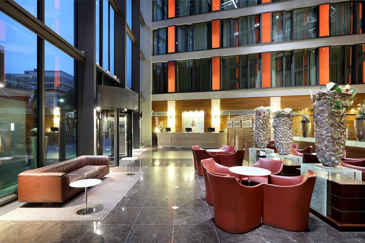 Guest Lobby