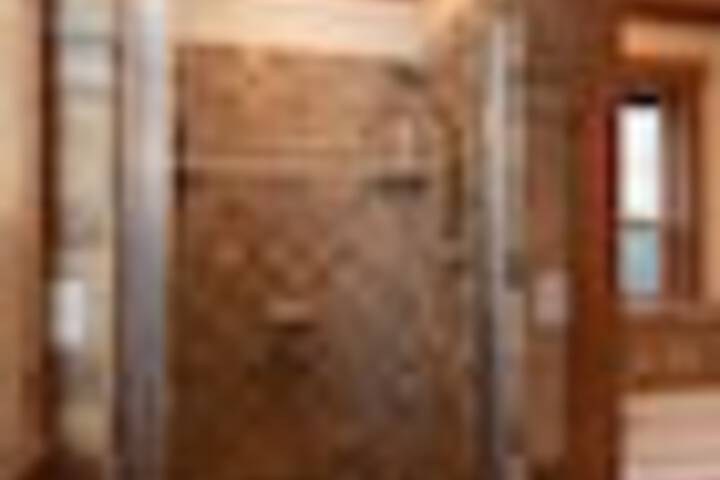 Room 56 of 117