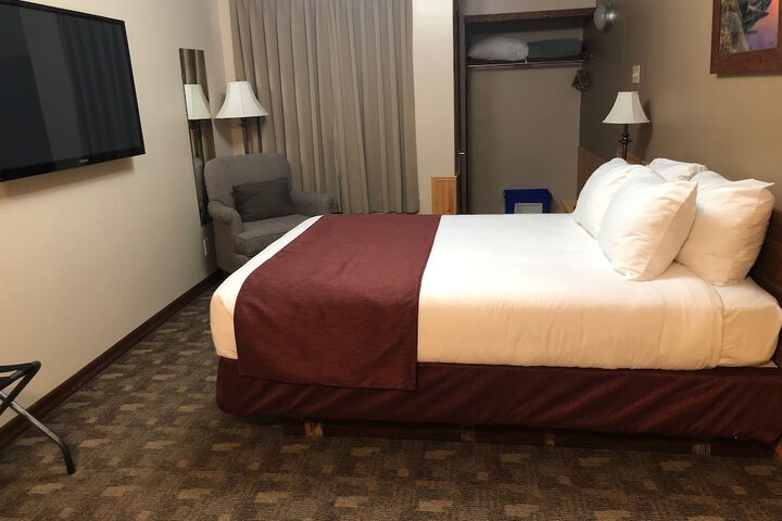 Room 11 of 69