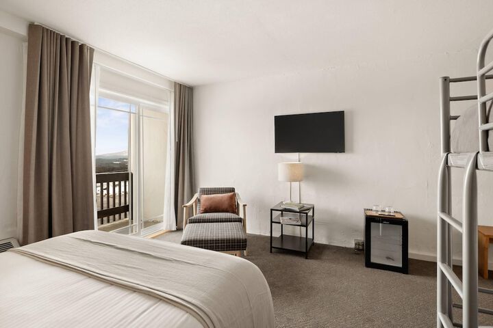 Room 35 of 123
