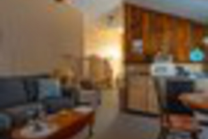 Room 20 of 147
