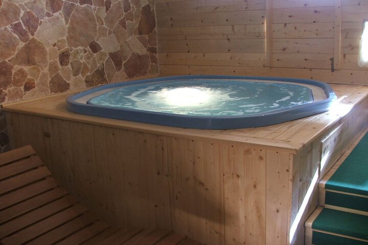 Spa 12 of 30