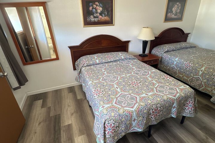 Room 5 of 14