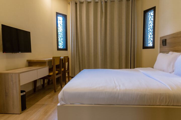Room 10 of 79