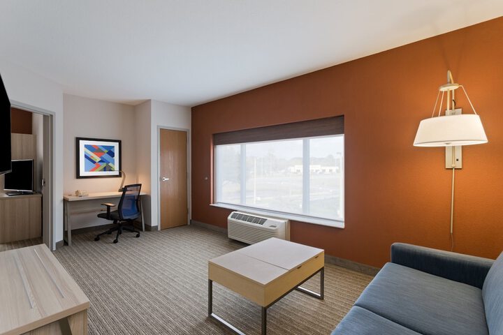Room 12 of 45