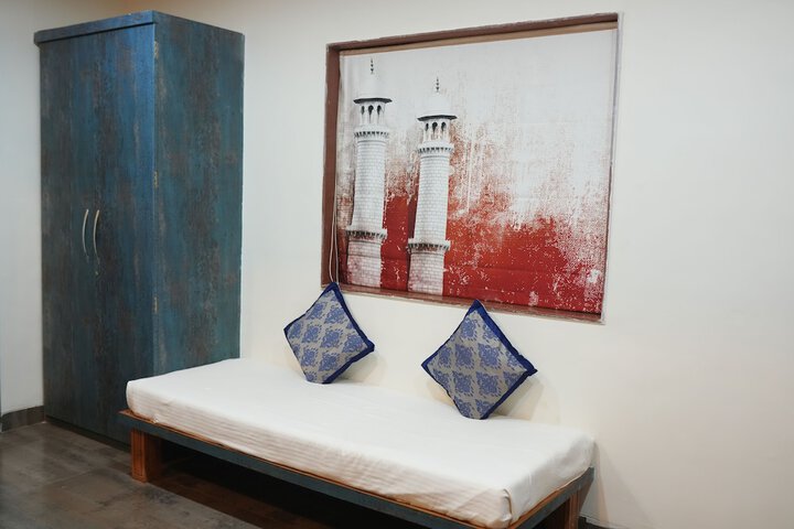 Room 16 of 51