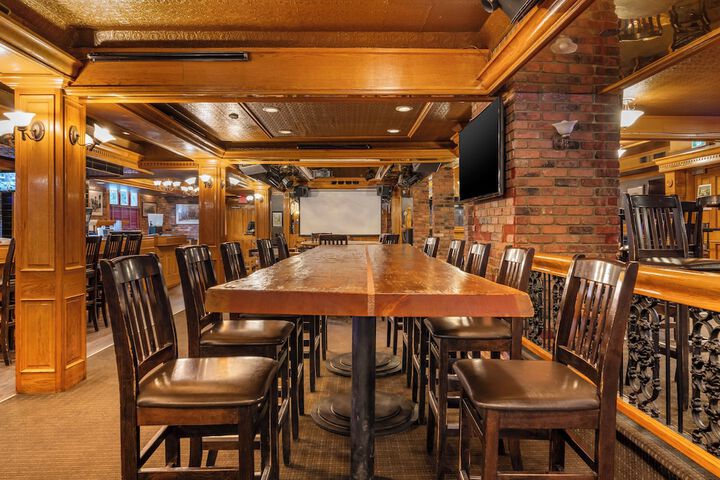 Sports bar