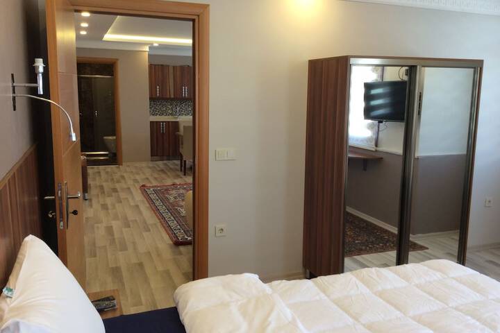 Room 9 of 39