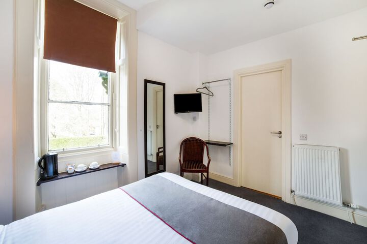 Room 26 of 55