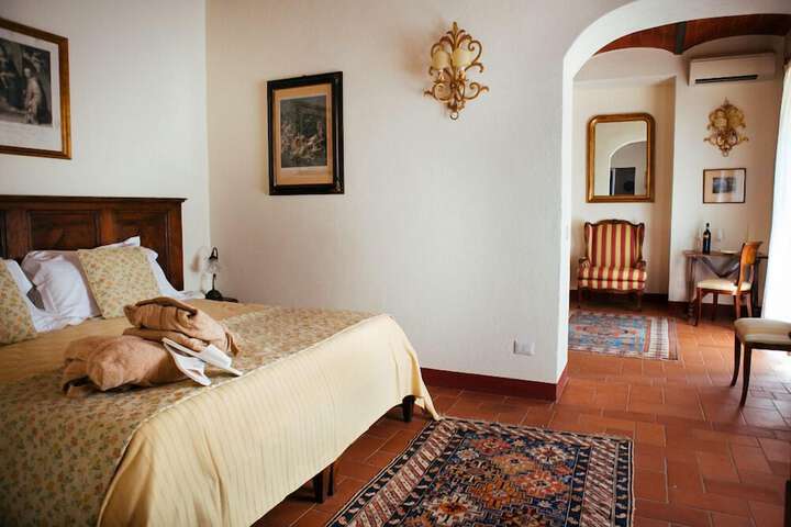 Room 41 of 150