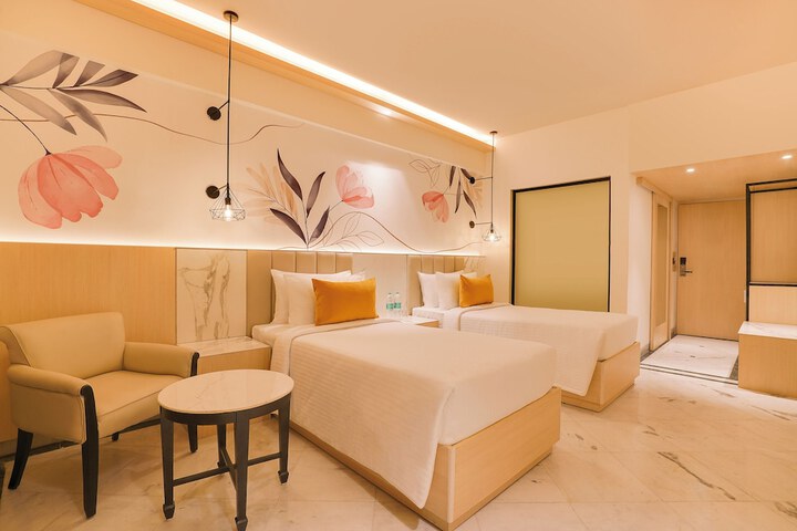 Room 10 of 47
