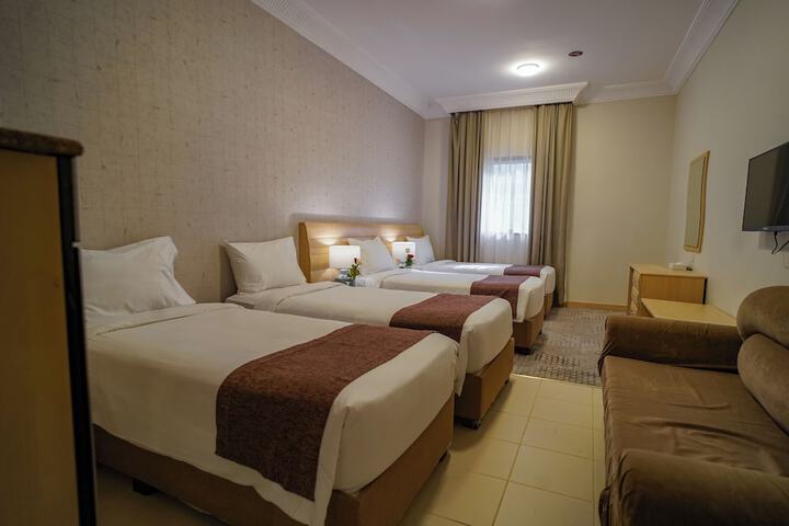 Room 16 of 44