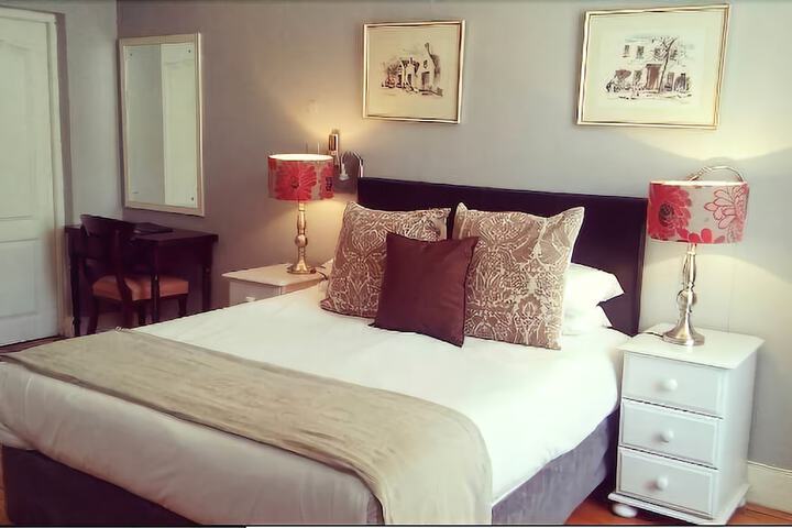 Room 7 of 46