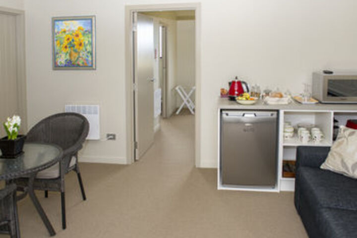 Room 32 of 40