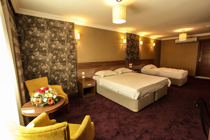 Room 5 of 24