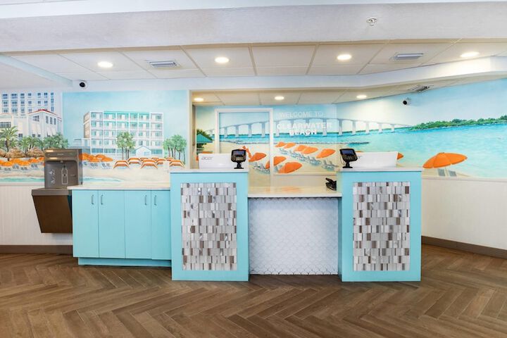 Entrance & Lobby
