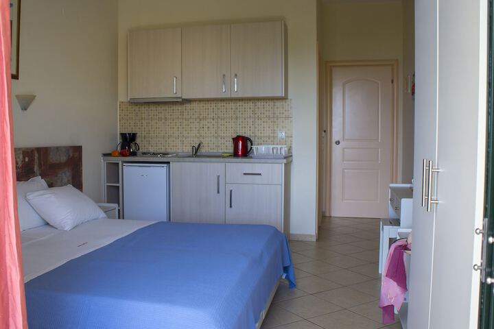 Hotel Loukas Vrachos