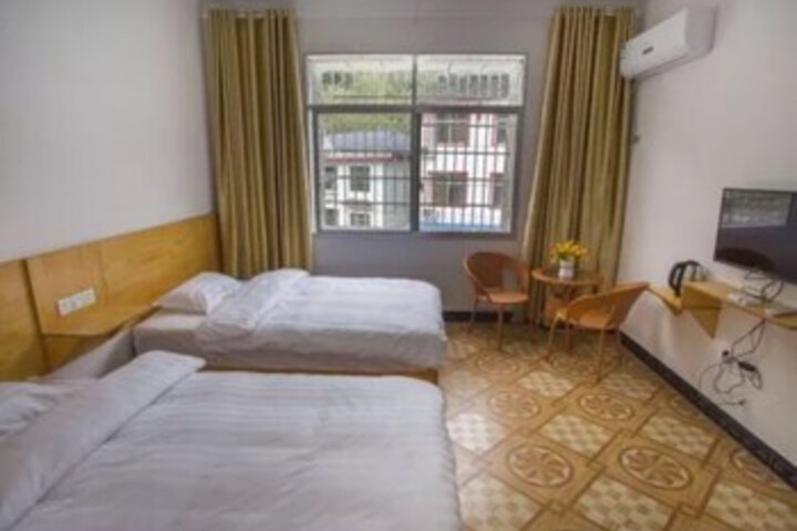 Room 18 of 21
