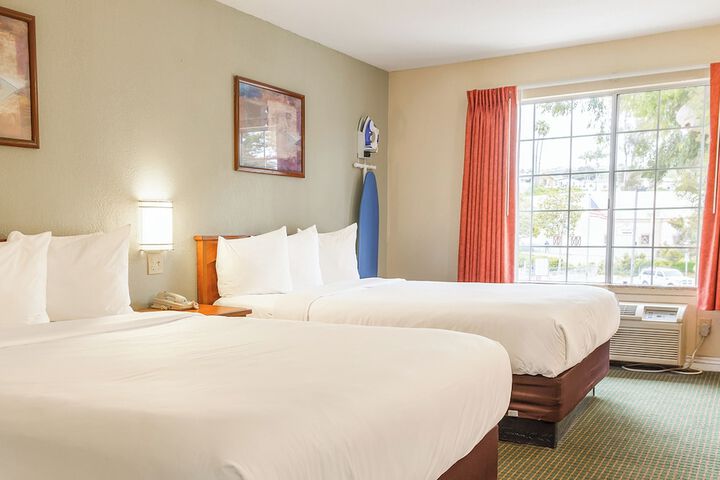 Room 8 of 29
