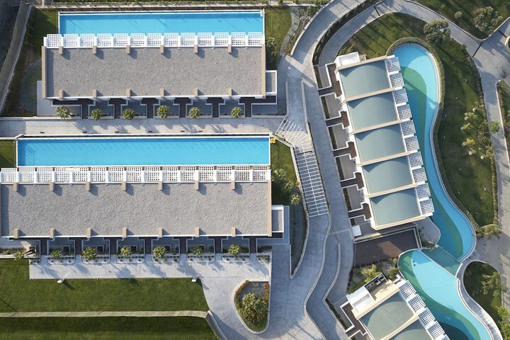 Pool 62 of 162