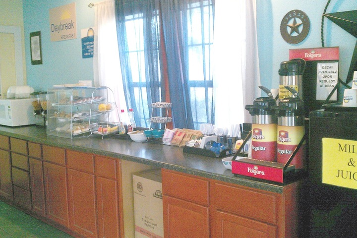 Breakfast/Coffee Service 15 of 16