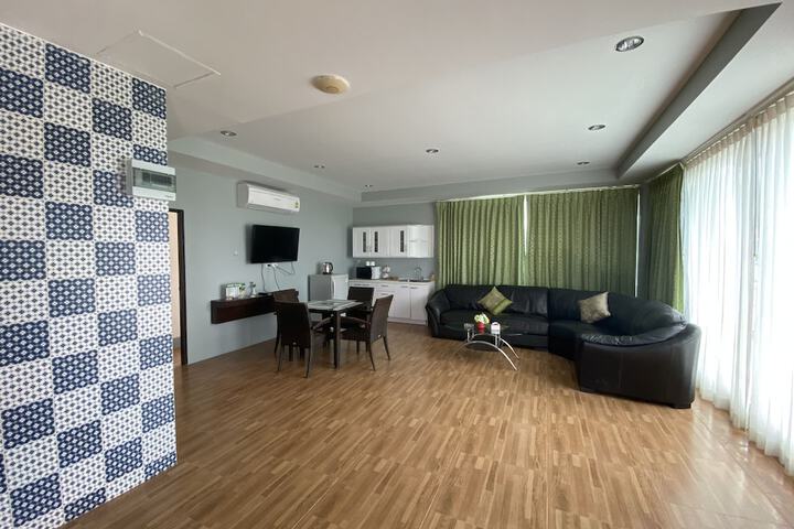 Room 48 of 95