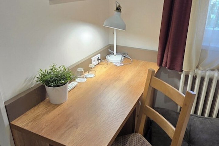 Room 40 of 79
