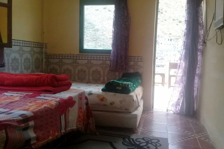 Room 6 of 14