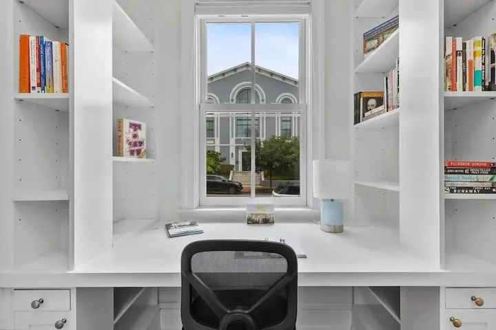 Exterior of Historic Modern Capitol Hill 2 br Row Home
