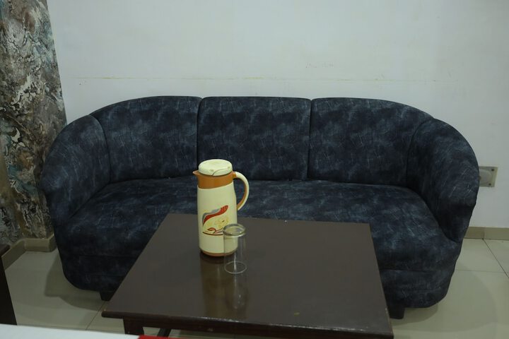 Room 45 of 106