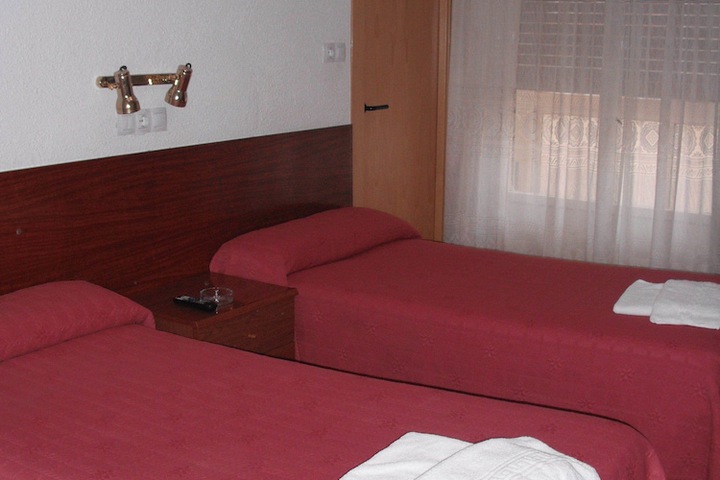 Room 8 of 46