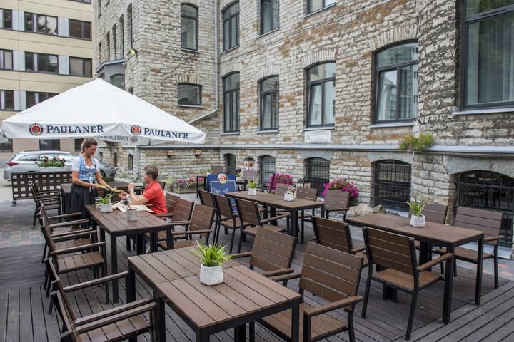 Terrace/Patio 66 of 70