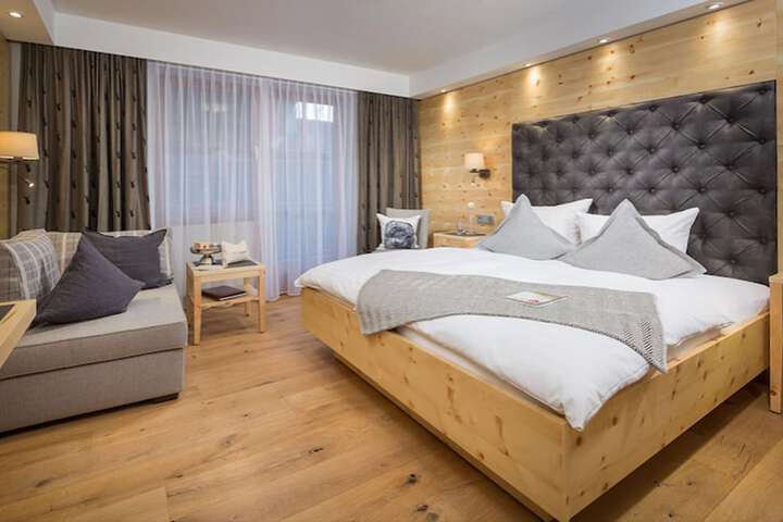 Room 25 of 105