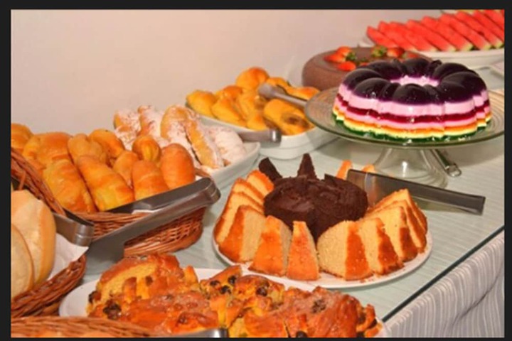Breakfast/Coffee Service 36 of 49