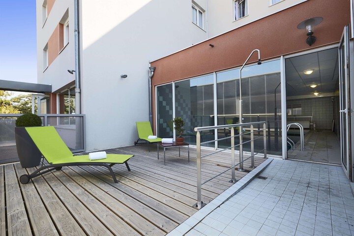 Hotel with Pool