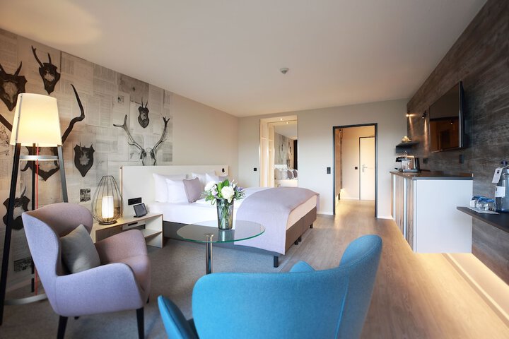 Room 2 of 80