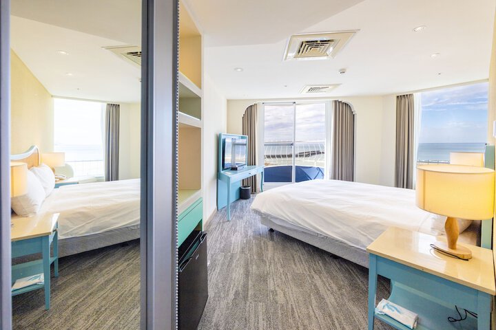 Room 10 of 95