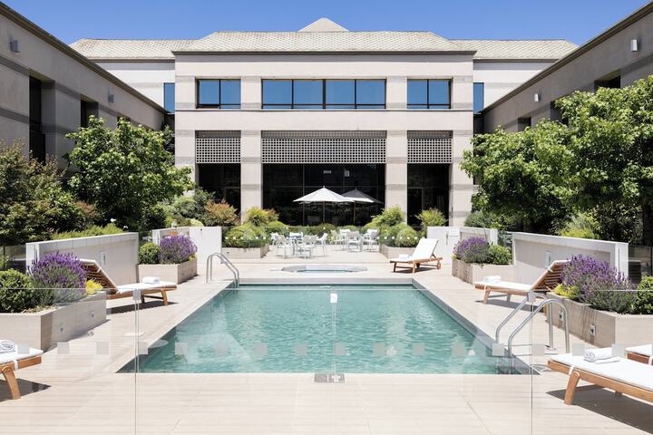 Hotel with Pool